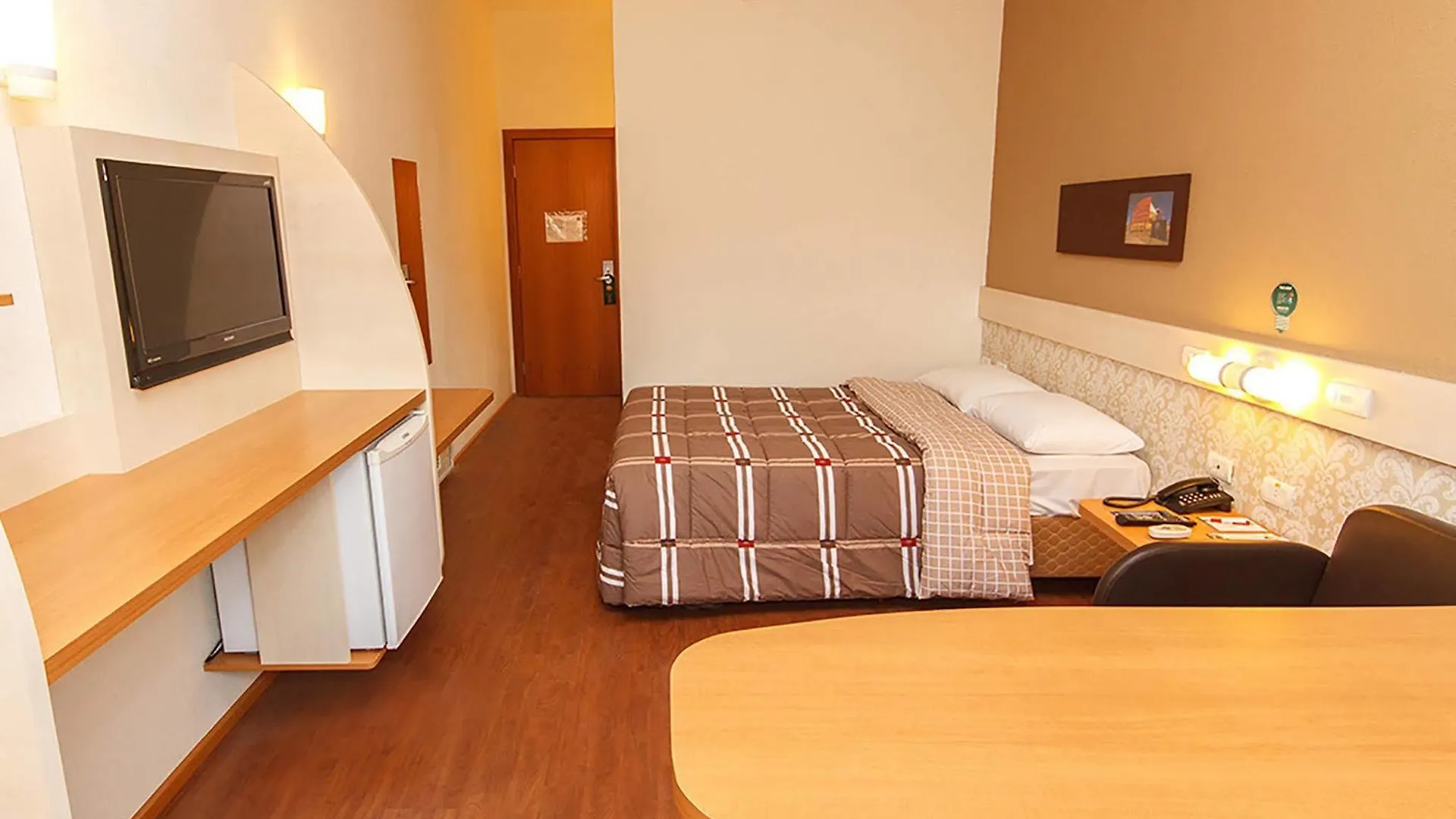 Hotel 10 Itajai/Navegantes 3*, Itajaí Brasilien