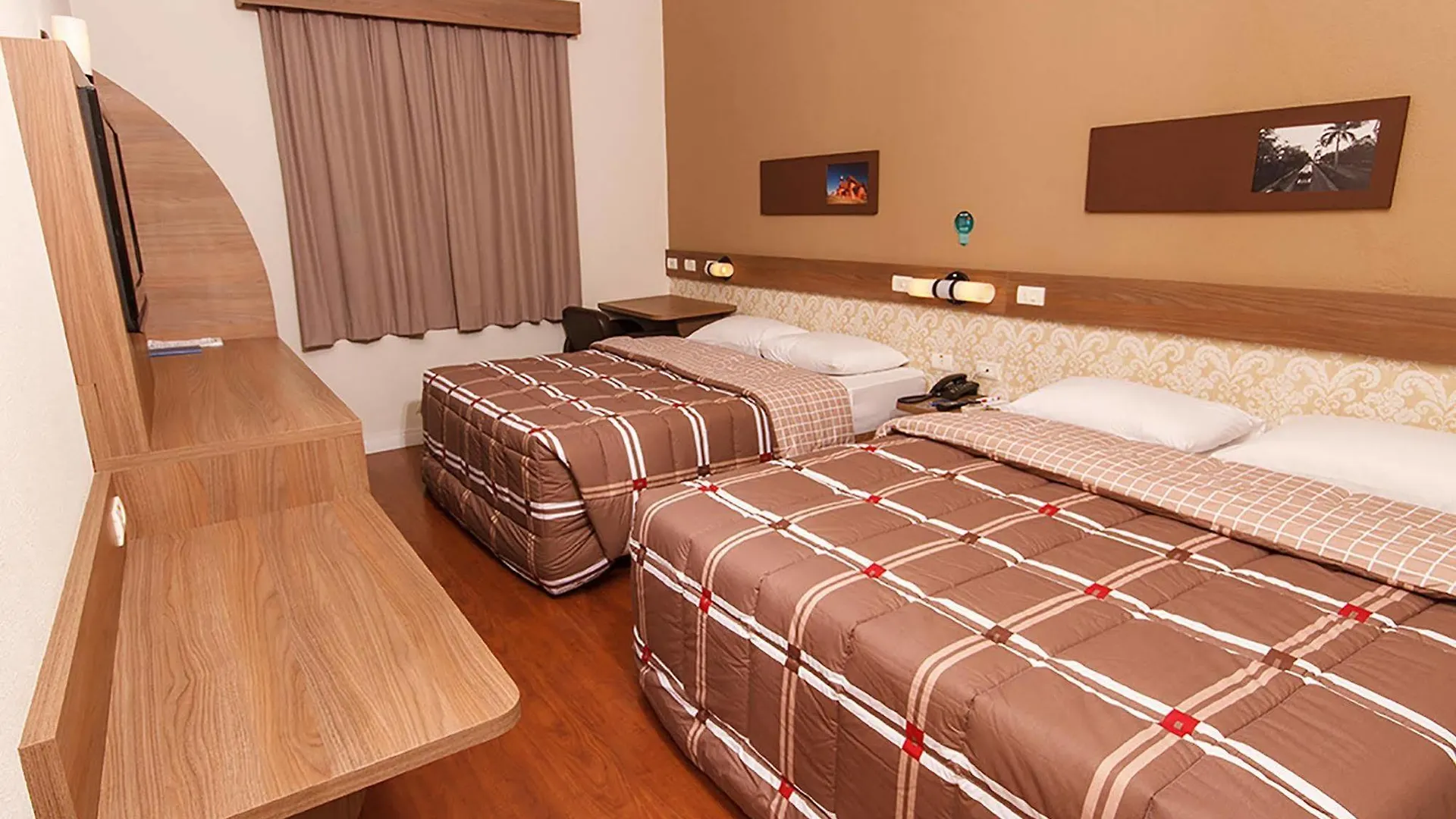 Hotel 10 Itajai/Navegantes Brasilien
